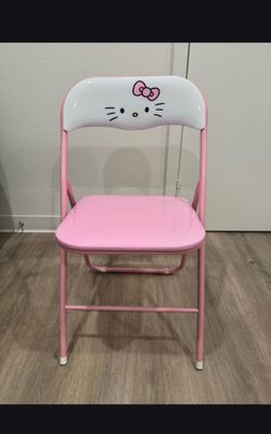 Hello Kitty Chairs (Set of 2)