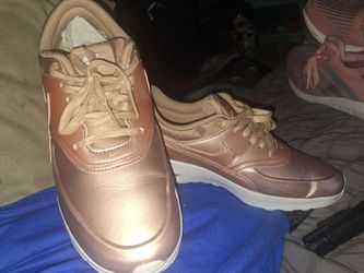Air Max Thea SE sneakers