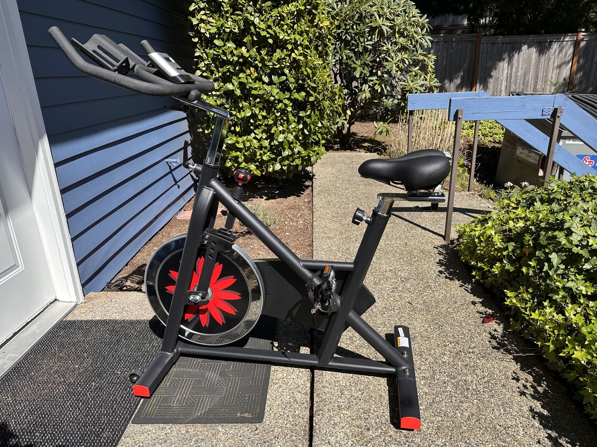 Joroto Exercise Bike ( Just Like New)