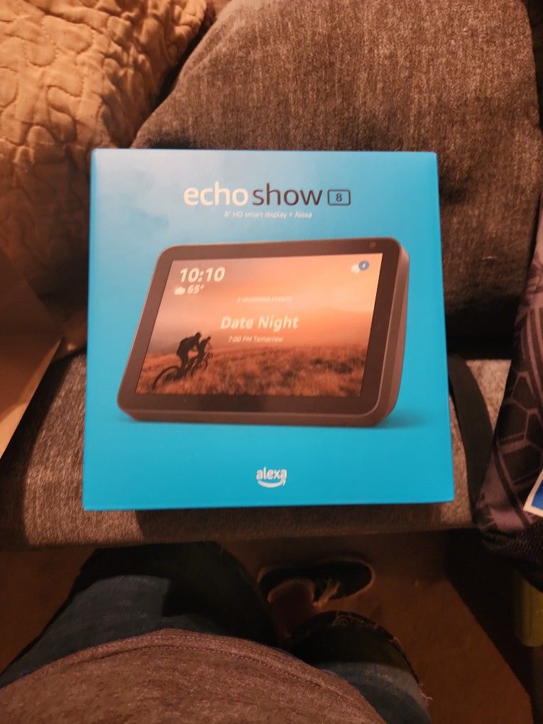 Echo Show 8, NEW