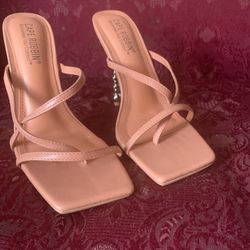 Cape Robbin Thong Heel