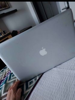 apple air laptop 2009