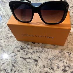 New LV Sunglasses 