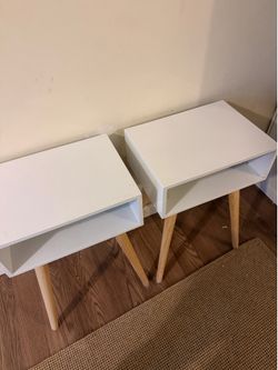 Nightstand set