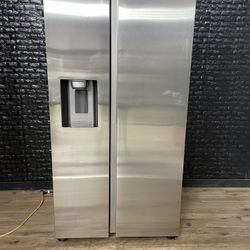 Samsung Refrigerator w/Warranty! R1697A