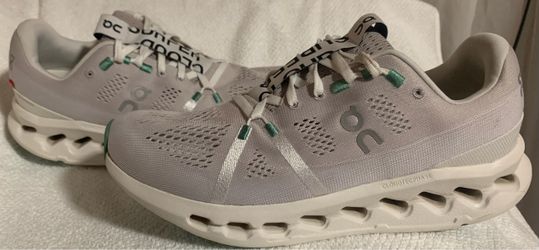 On cloud size 9 men