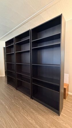 3 Bookshelves