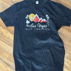Navy blue Las Vegas graphic tee size medium 