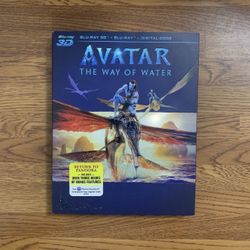 Avatar: The Way of Water Blu-ray 3D Combo Pack (Blu-ray 3D + Blu-ray + Digital Code)