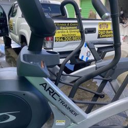 Cybex Arch Trainer $2000