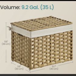 SONGMICS 9.2 Gal Storage Basket with Lid Woven Blanket Storage Bin w/ Handles - Natural