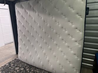 KING SIZE MATTRESS