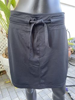 MERRELL OPTI WICK UPF 50+ WOMENS ATHLETIC SKIRT SIZE S