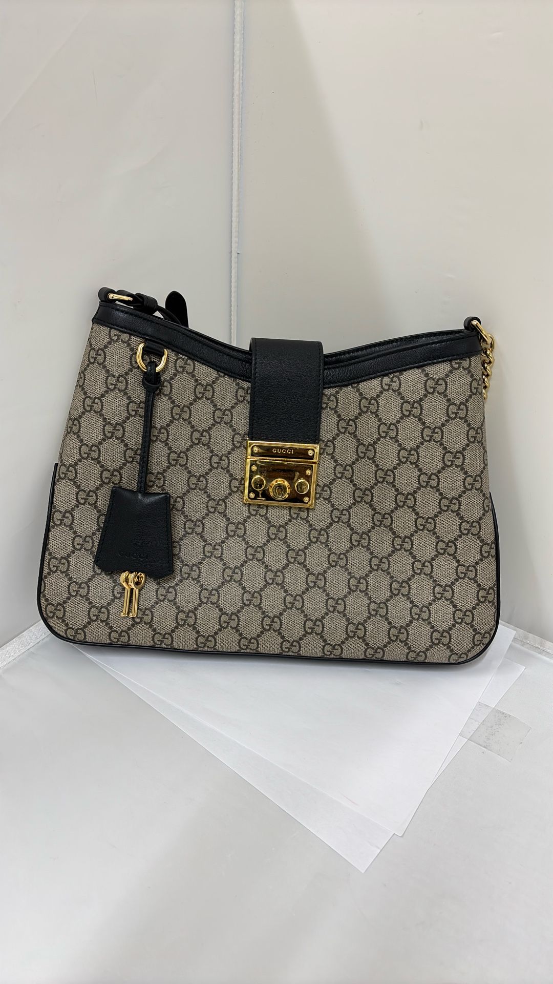 GUCCI GG SUPREME PADLOCK DESIGNER BAG (Confirmed Authentication)