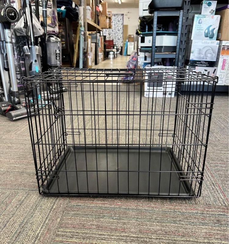 Single-Door Folding Dog Crate with Divider, 24"