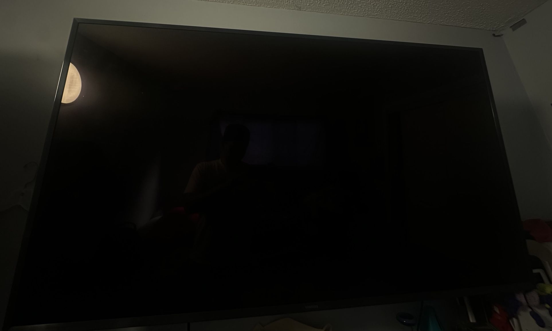 Samsung Tv (54in)