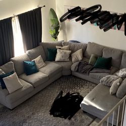 Sectional Couch 