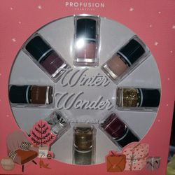 🙂 NEW 8 PIECE NAIL POLISH SET