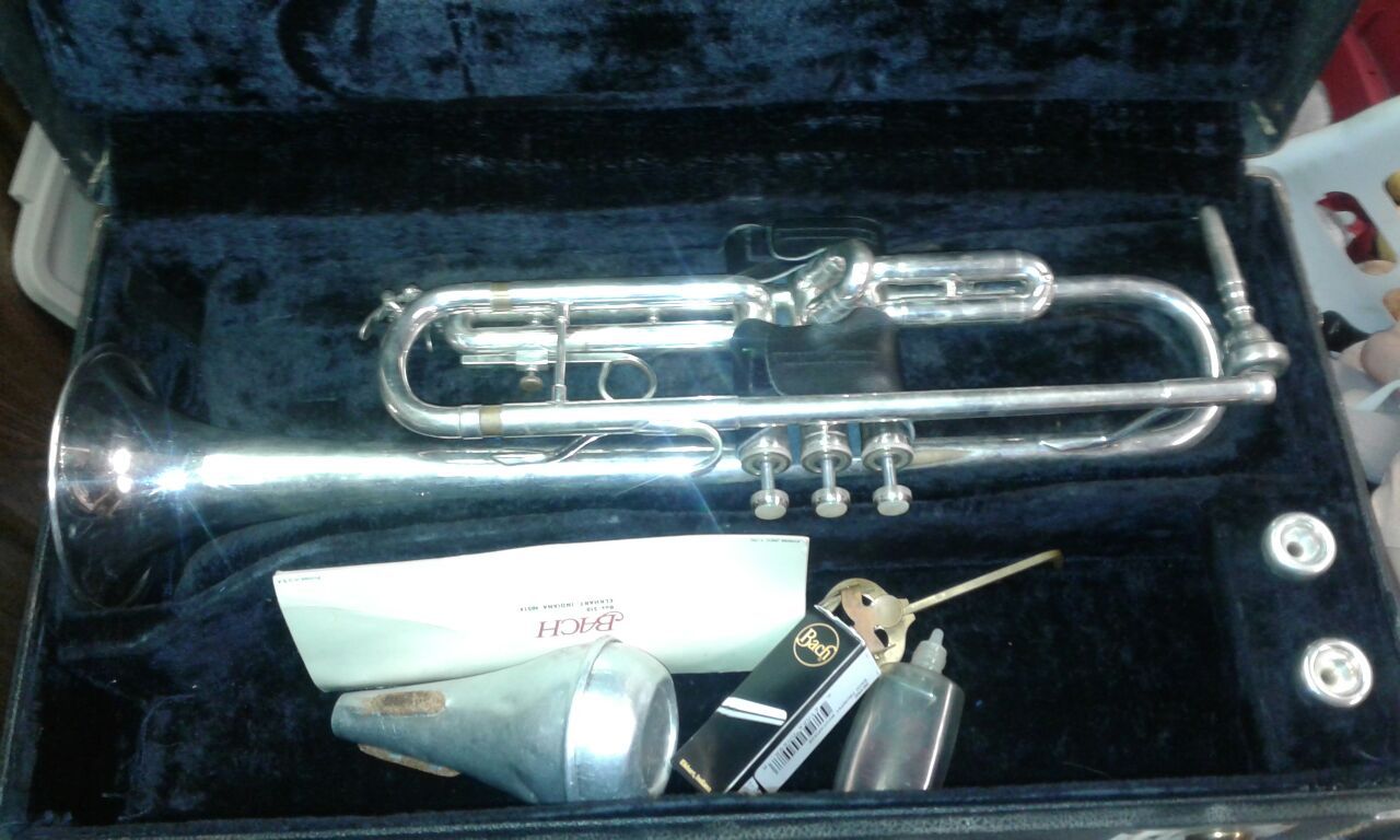 Vincent Bach Mercedes 2 silver trumpet