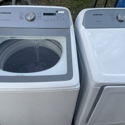 Good working Samsung super capacity, washer and dryer set