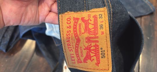 Levi’s 501 size 36x32 blue jean