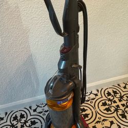 Dyson DC25 upright vacuum