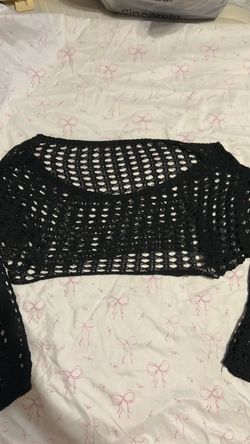 Black Crochet Crop Top Long Sleeve