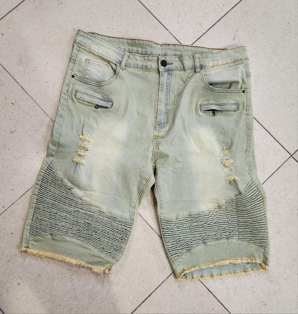 Mens Adult Ripped Denim Moto Jeans Shorts Size 40 Waist