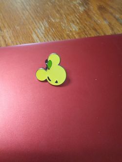 Green Hidden Mickey Pin 5 of 5