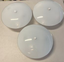 Ceiling lights with LED light bulbs, 3 pack