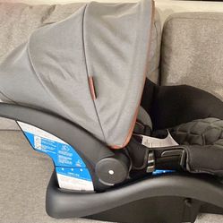 BRAND NEW OF OF BOX - BABY CAR SEAT SAFETY 1ST ON BOARD CAR SEAT