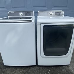 SAMSUNG SUPER CAPACITY WASHER AND STEAM DRYER 