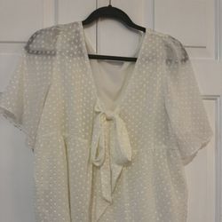 Banana Republic White Top