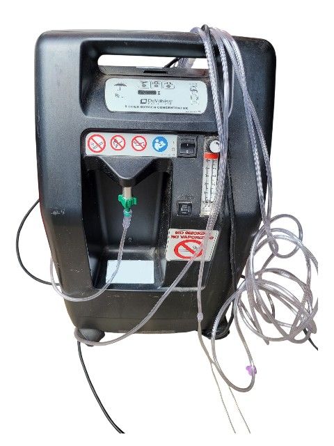Devilbiss Oxygen Machine