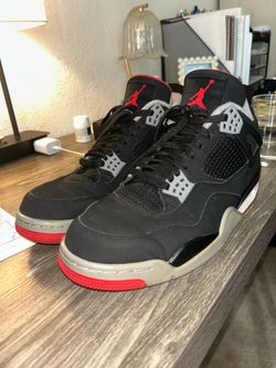 RETRO JORDAN 4’S