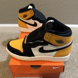 Brand New Jordan 1 Retro High OG Taxi Yellow Toe GS Boy’s Size 6Y