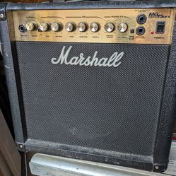 Marshall MG15DFX Amp