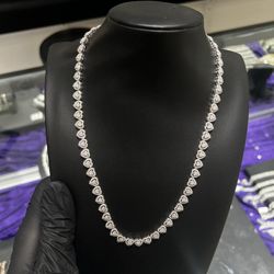 6.5mm Moissanite Heart Necklace