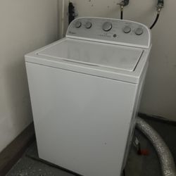 Whirlpool Top-Load Washer – Works Great – Hoses Included