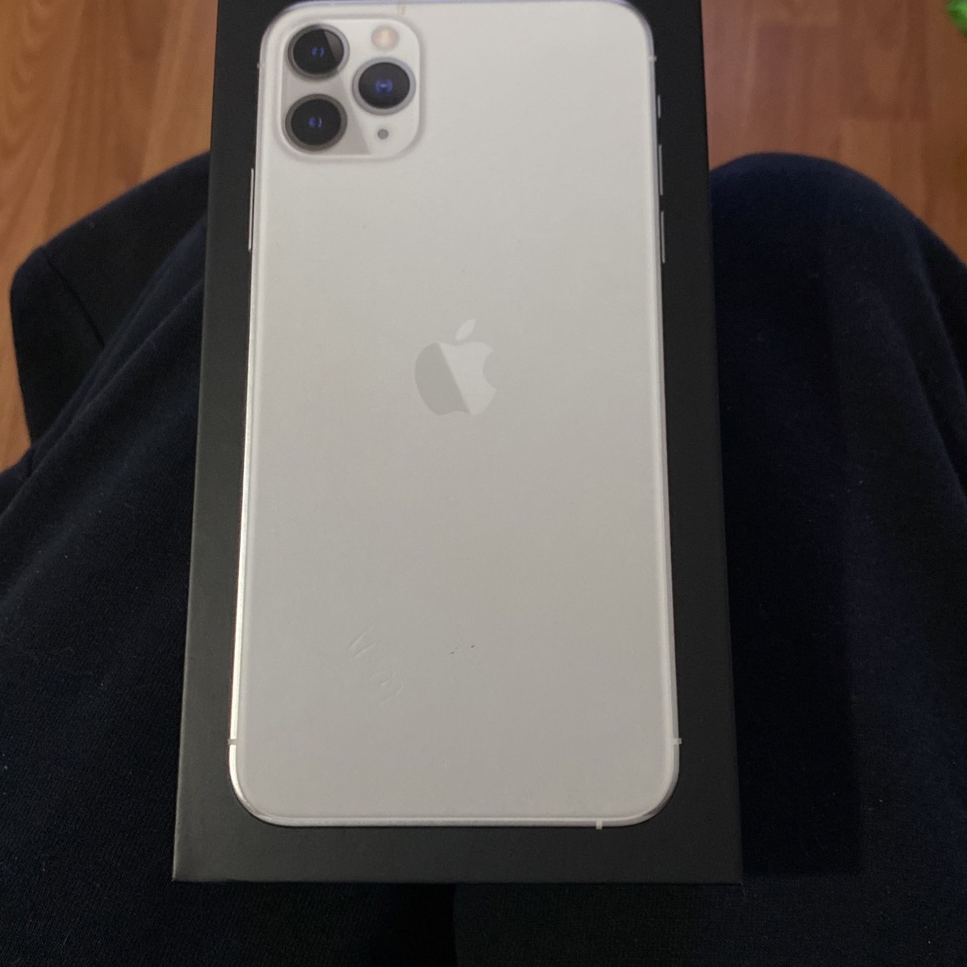 iPhone 11 Pro Max 256gb Unlocked!