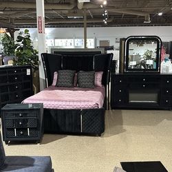 Bedroom set
