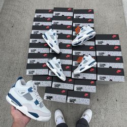 Jordan 4 Military Blue