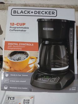BLACK AND DECKER COFFEE POT BRAND NEW