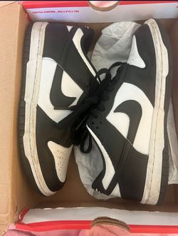 PANDA NIKE DUNKS