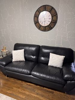 Leather sofa set