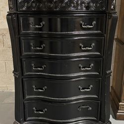 Hooker All-wood dresser 