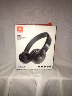 JBL Bluetooth headphones