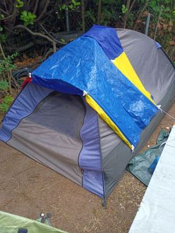 White Stage 3 man tent