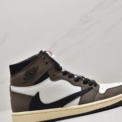 Jordan 1 High Travis Scott Mocha 5