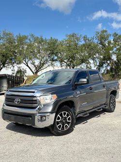 2016 Toyota Tundra CrewMax